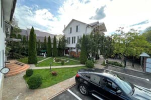 Готель Gusarskiy Hotel&Apartment