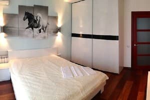 трехкомнатные на Михайловской 12